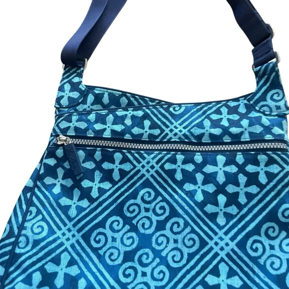 Vera Bradley Y2k Blue Geometric Seatbelt Shoulder Travel Bag Purse‎